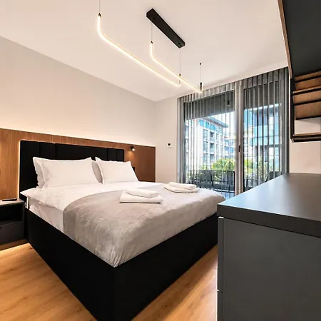 Gran Capital Rose Garden Free Parking & Fast Wifi *